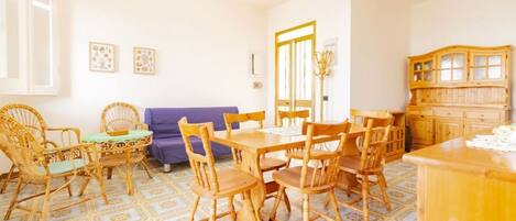 تناول الطعام