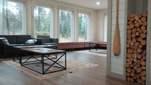 Interior - Quiet, private, retreat with waterview. Close to town. Pet friendly.  (Tignish)