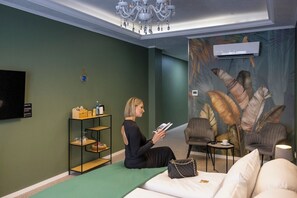 Standard Double Room, 1 Queen Bed, Non Smoking | Room amenity