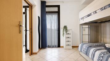 2 habitaciones, wifi gratis y ropa de cama