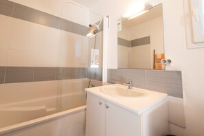 Badewanne, HandtĂŒcher