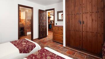 2 Schlafzimmer, Bügeleisen/Bügelbrett, kostenloses WLAN, Bettwäsche