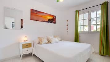 1 bedroom, free WiFi, bed sheets