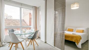 1 bedroom, free WiFi, bed sheets