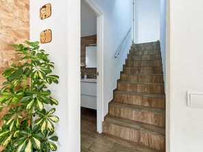 Interior - Villa "Naizan" with Private Pool, 3 Terraces and Wi-Fi (Ametlla de Mar)