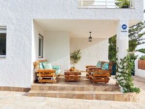 Terrace/patio - Villa "Naizan" with Private Pool, 3 Terraces and Wi-Fi (Ametlla de Mar)