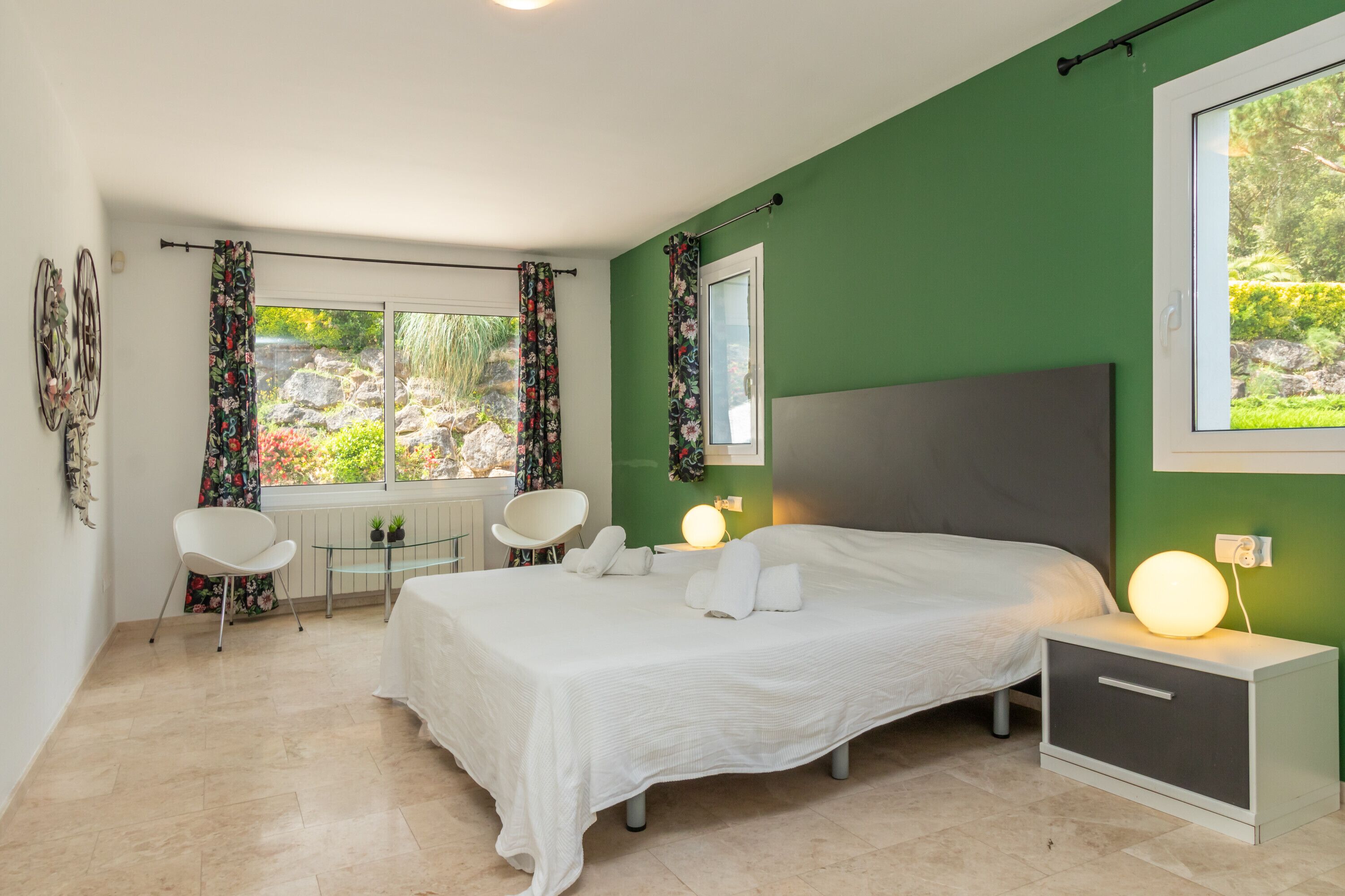 6 Schlafzimmer, Bügeleisen/Bügelbrett, kostenloses WLAN, Bettwäsche