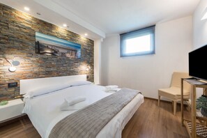 2 slaapkamers, een strijkplank/strijkijzer, gratis wifi, beddengoed