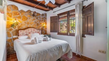 4 habitaciones, wifi gratis y ropa de cama