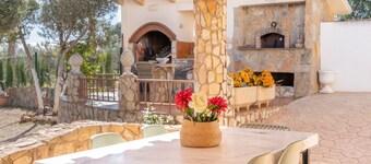 Ferienhaus 'Reme' mit privatem Pool, WLAN und Klimaanlage