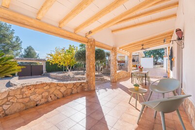 Holiday Home 'Reme ' with Private Pool, Wi-Fi and Air Conditioning