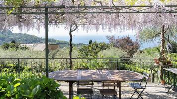 Ristorazione all'aperto