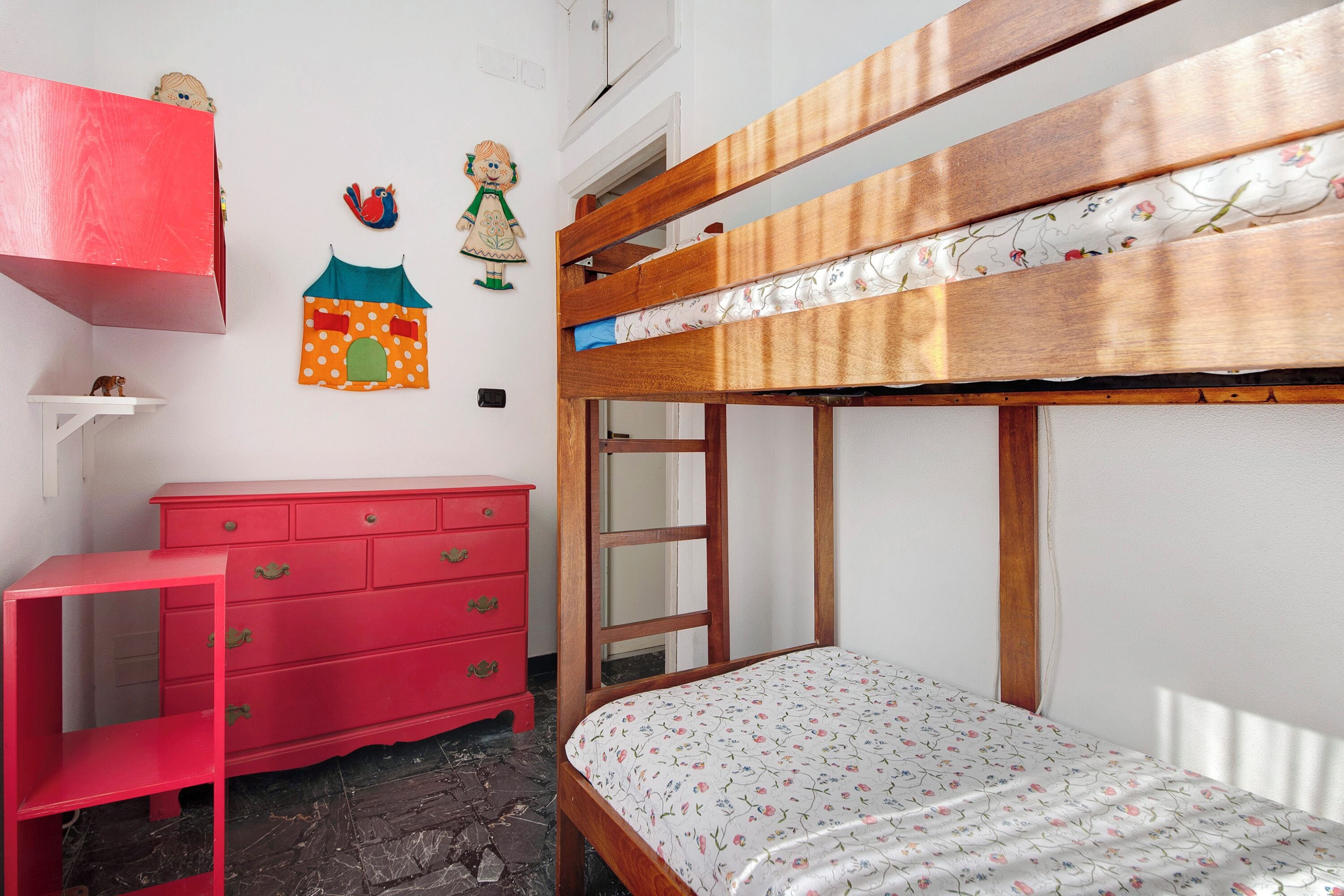 4 Schlafzimmer, Bügeleisen/Bügelbrett, kostenloses WLAN, Bettwäsche