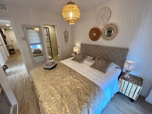 3 bedrooms, free WiFi, bed sheets