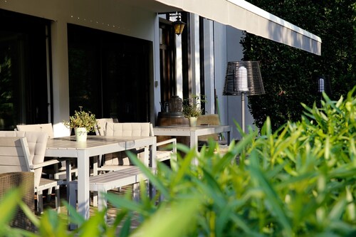 Apartment 'Pension Grasser' with Mountain View, Private Terrace and Wi-Fi