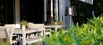 Apartment 'Pension Grasser' with Mountain View, Private Terrace and Wi-Fi