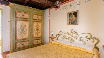 1 Schlafzimmer, Bügeleisen/Bügelbrett, Bettwäsche