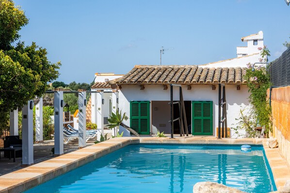 Pool - Country House "Sa Casa Des Pintor Miquel Vives 213" with Private Pool, 2 Terraces & Wi-Fi (Cala Bona)