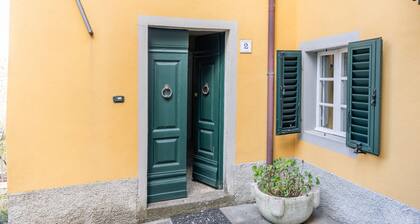 Holiday Apartment "Grillo Rosso 8" with Private Garden and Fireplace