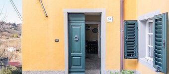 Apartment 'Grillo Rosso 5' with Private Garden