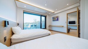 Room (203) - Jebriya (Hwaseong)