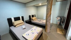 Twin Room, Private Bathroom | Bed sheets - OYO Home 90704 Kds Garden & Stay (Ranau)