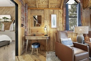 2 chambres, fer et planche à repasser, accès au Wi-Fi (inclus)