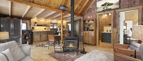 TV, fireplace, DVD player