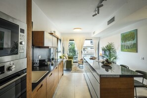 Apartment | Eigene Küche | Wasserkocher mit Kaffee-/Teezubehör