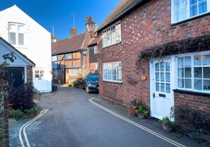 House - Talbot Lane Cottage Horsham By My Getaways (Horsham)