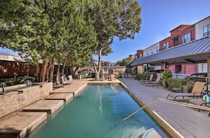 Pool - Contemporary Dallas Condo w/ Private Patio (Dallas)