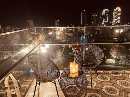 Indoor pool, open 5:30 AM to 9:00 PM, free cabanas, sun loungers