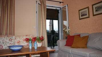 Smart TV, video games, ping pong, books