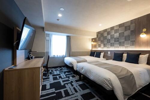 Standard Twin Room | In-room safe, desk, free WiFi, bed sheets