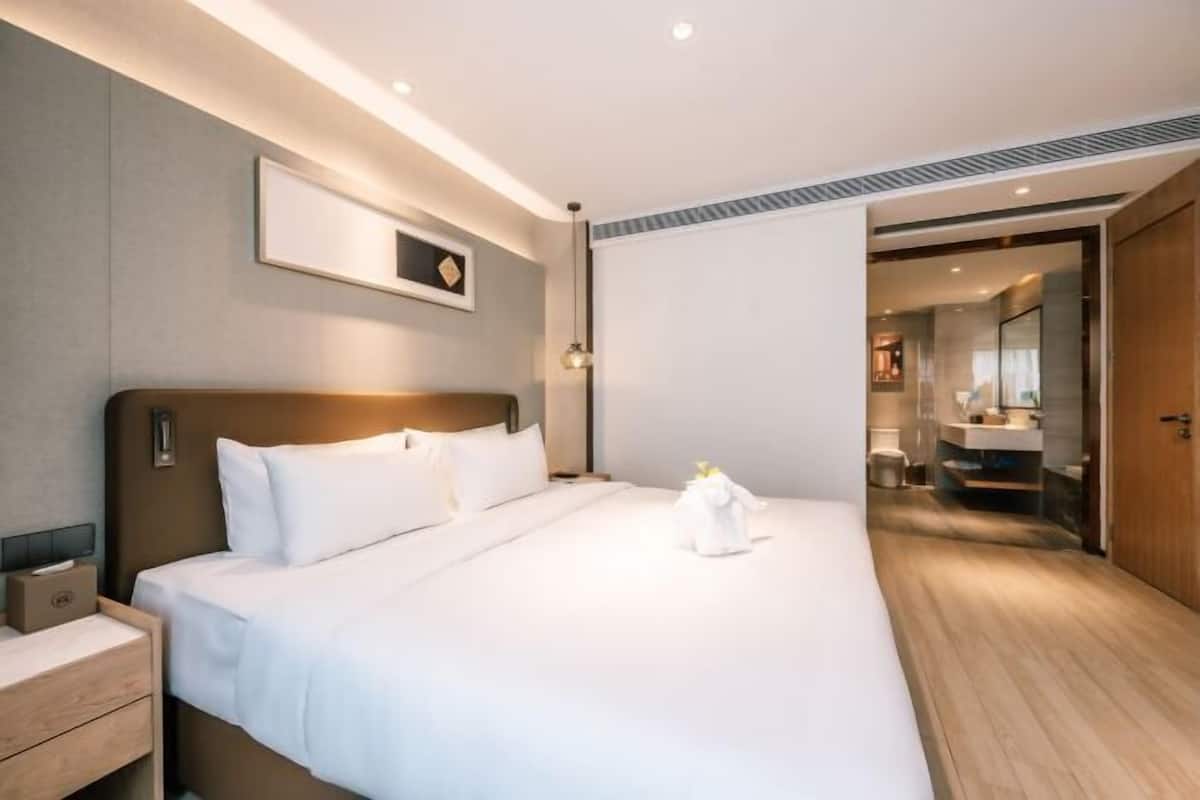 1 bedroom, desk, free WiFi