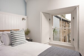 1 Schlafzimmer, Schreibtisch, Bügeleisen/Bügelbrett, Internetzugang