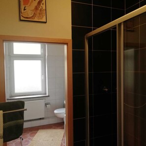 Shower, hair dryer, towels, soap - Apartment "Sebastian" in the heart of Leipzig 65m2 in top location - Südvorstadt (Leipzig)