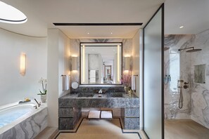 Villa, 3 Bedrooms (Pool) | Bathroom | Separate tub and shower, rainfall showerhead, eco-friendly toiletries - Mandarin Oriental, Costa Navarino (Pylos-Nestoras)