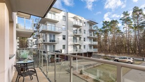 Balcony - Leśne Tarasy Apartment by Renters (Dziwnów)