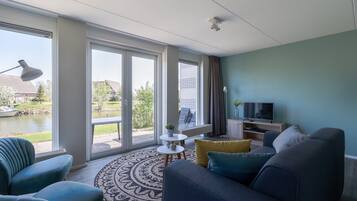 Smart TV, DVD player