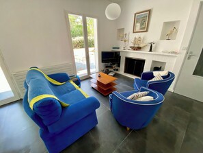 TV, table tennis - Perfect vacation house in the 44ha of Cap Ferret (Lège-Cap-Ferret)