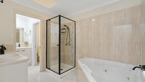 Shower, towels