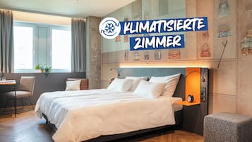 슈피리어 더블룸 | 저자극성 침구, 책상, 암막 커튼, 방음 설비