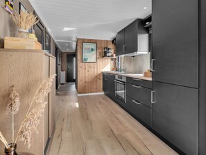 Fridge, oven, dishwasher, toaster