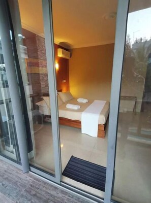 3 chambres, draps fournis