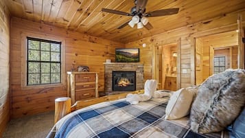 2 bedrooms, iron/ironing board, travel crib, free WiFi