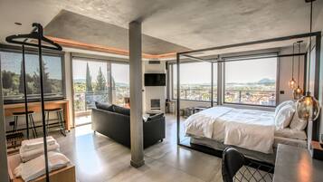 Premium-Suite, Whirlpool, Talblick | 1 Schlafzimmer, Bettwäsche aus ägyptischer Baumwolle
