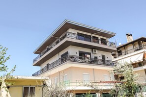 Bagian depan properti