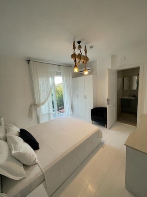 Double Room, Balcony, Pool View | Free WiFi, bed sheets - Pürlen Otel Alaçatı (Cesme)