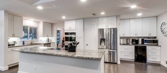 Luxury 4 Bedroom Villa with Pool